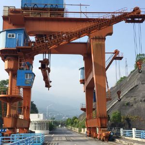 門(mén)式起重機(jī)